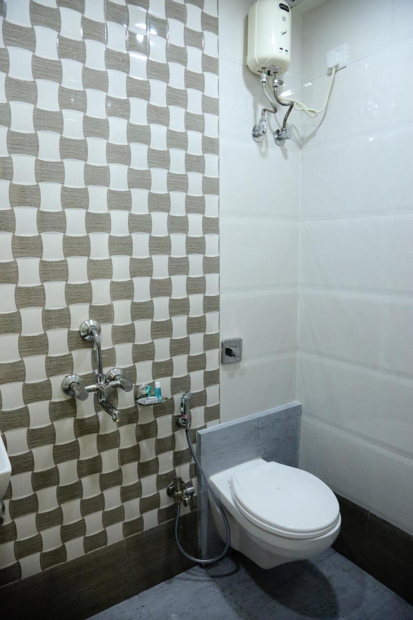 Hotel Magnum Airport T-2 Mumbai Dış mekan fotoğraf
